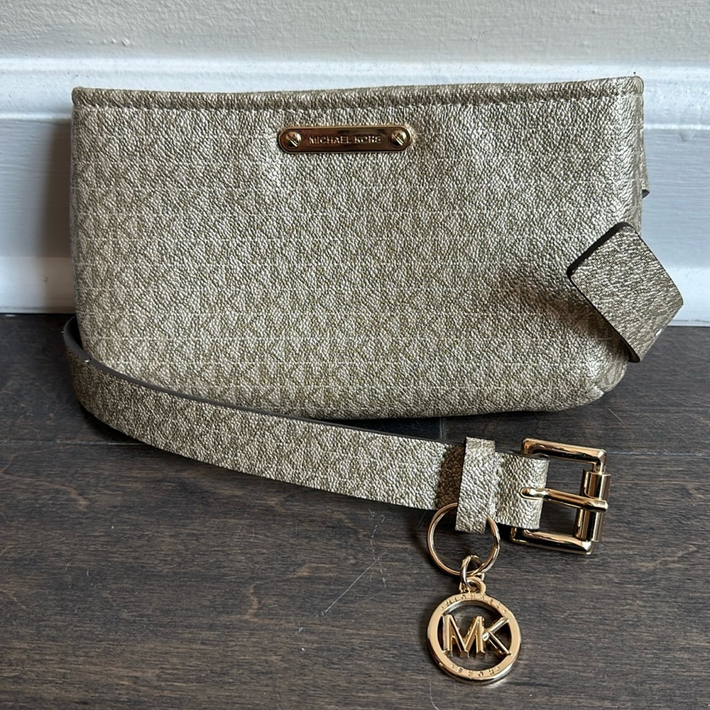 NWOT Michael Kors belt bag